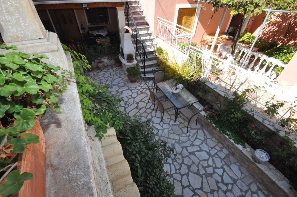 Villa Makrades Палеокастрица Екстериор снимка